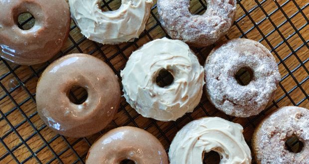 Pumpkin Spice Donuts