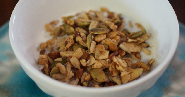 low carb keto friendly granola cereal